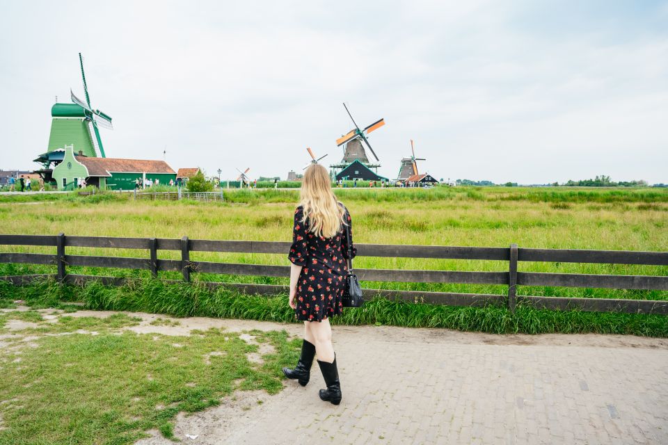 Amsterdam: Giethoorn, Volendam, and Zaanse Schans Tour - Booking and Cancellation