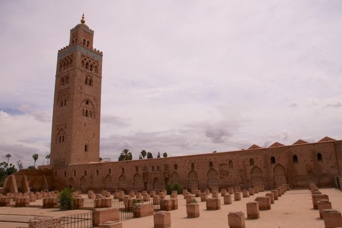 Explore Marrakech Medina: Private Tour Including Bahia Palace Visit - Marrakech Photography Museum