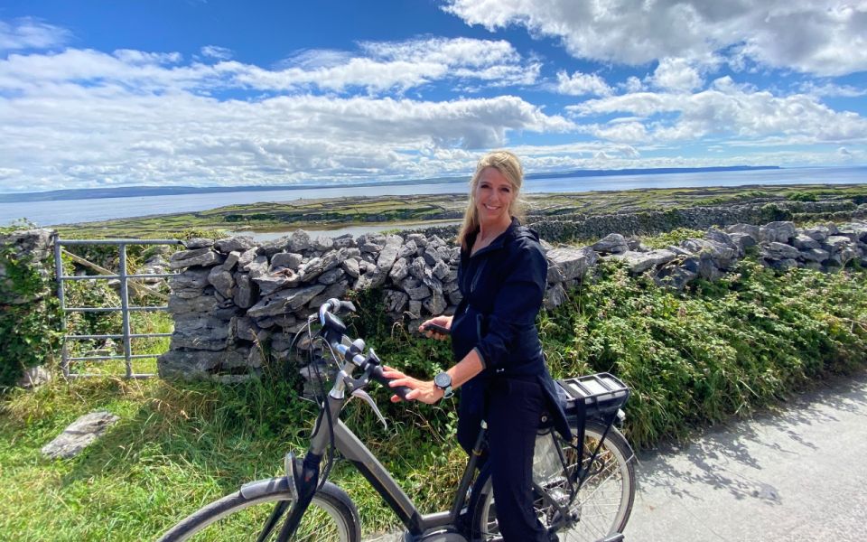 From Doolin: Day Trip to Inisheer With Bike or Bus Tour - What to Bring and Wear