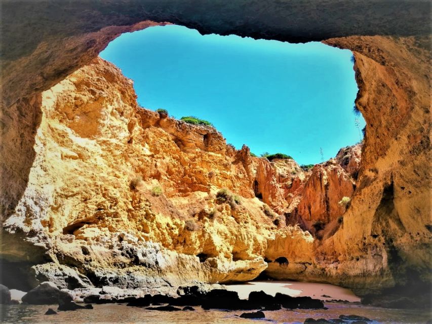 From Portimao: Private Boat Tour to Benagil Cave - Natural Beauty of Benagil Cave