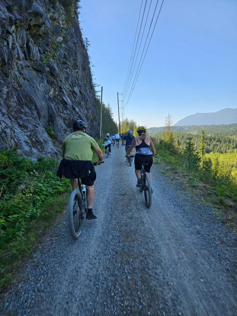 From Seattle: Snoqualmie Tunnel Scenic Bike Tour - Booking and Inquiries