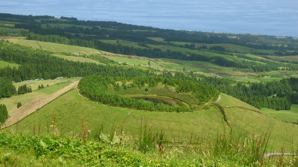 Full-Day Sete Cidades & Ferraria From Ponta Delgada - Recommended Attire