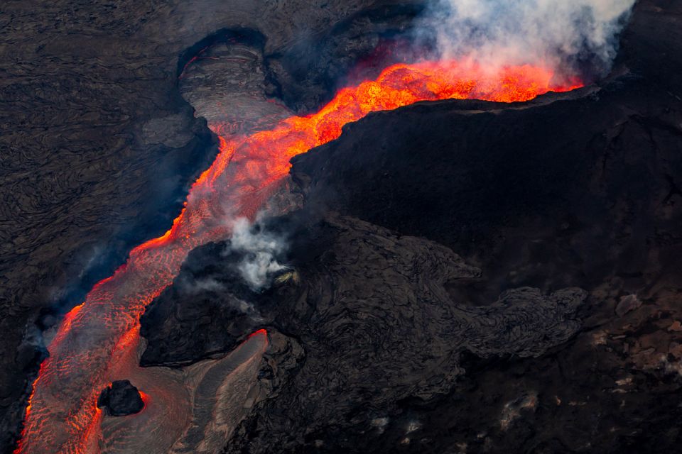 Hilo: Hawaii Volcanoes National Park and Waterfalls Flight - Important Restrictions to Consider