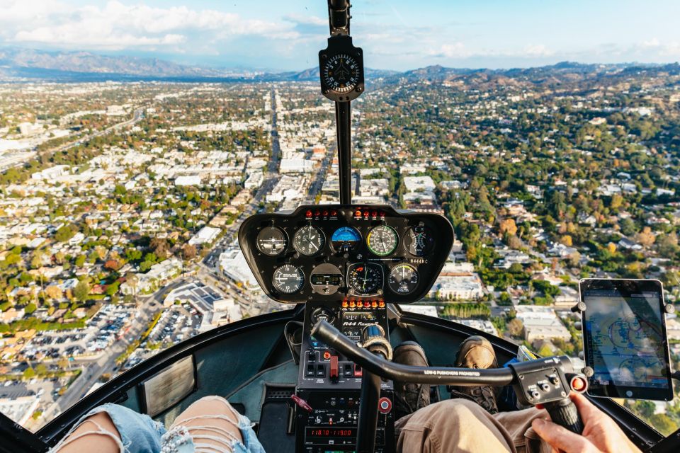 Los Angeles: Private 1-Hour Sightseeing Helicopter Tour - Departure Point and Logistics