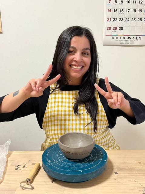 Matcha Tea Bowl Experience in Osaka - Instructor and Language Options