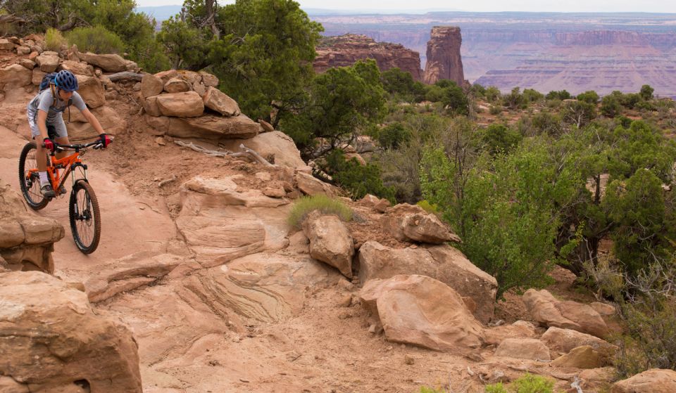 Moab: Dead Horse Point Singletrack Mountain Biking Tour - Panoramic Views of Canyonlands