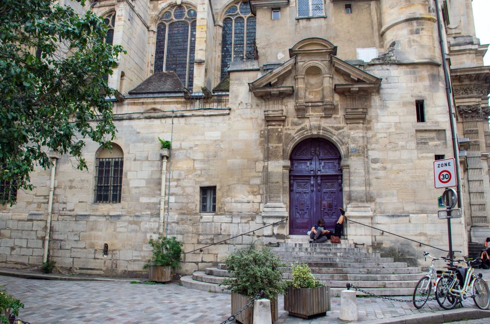 Paris Latin Quarter Walking Tour: Uncover Ancient Secrets - Exploring the Latin Quarter