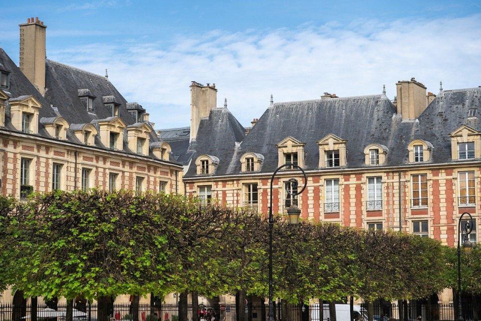 Paris: Le Marais Highlights Guided Small Group Walking Tour - Frequently Asked Questions