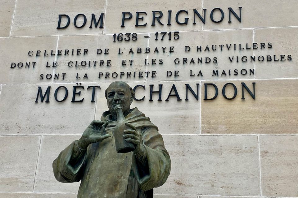 Private Champagne Moët and Chandon, Pommery, Pressoria - Reims Cathedral Tour