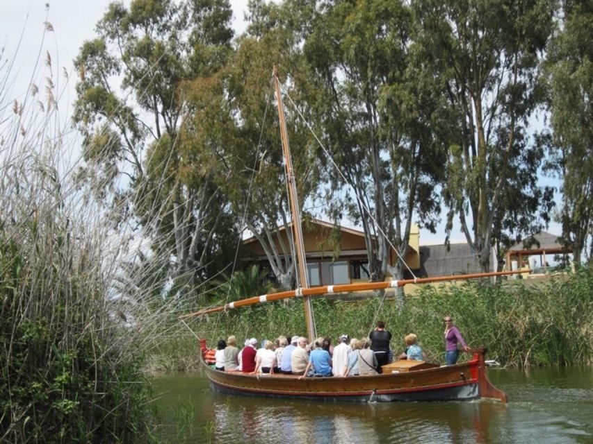 Valencia: Local Market, Boat Trip & Paella Workshop. - Group Size and Languages