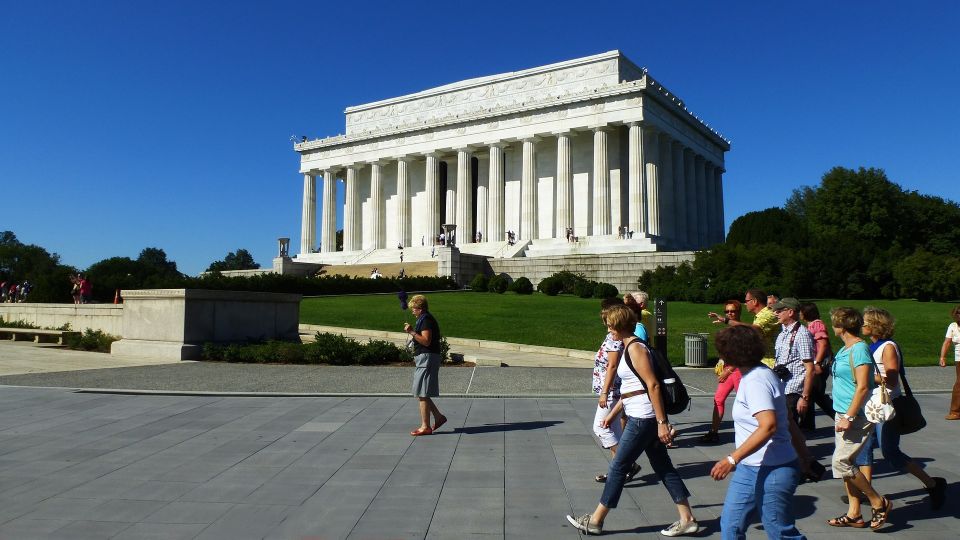 Washington DC : Cherry Blossom Walking Tour - Public Transportation