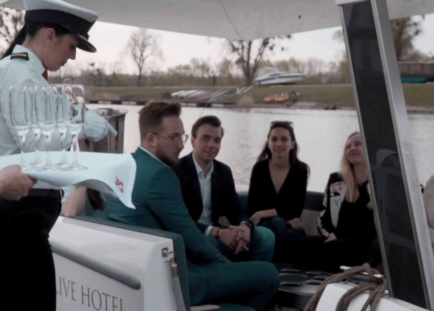 Wroclaw: City Walk and Cruise by Luxury Solar Catamaran - Booking and Cancellation Policy