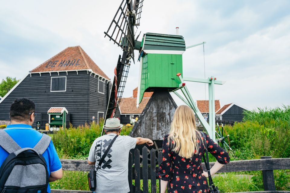 Amsterdam: Giethoorn, Volendam, and Zaanse Schans Tour - Frequently Asked Questions