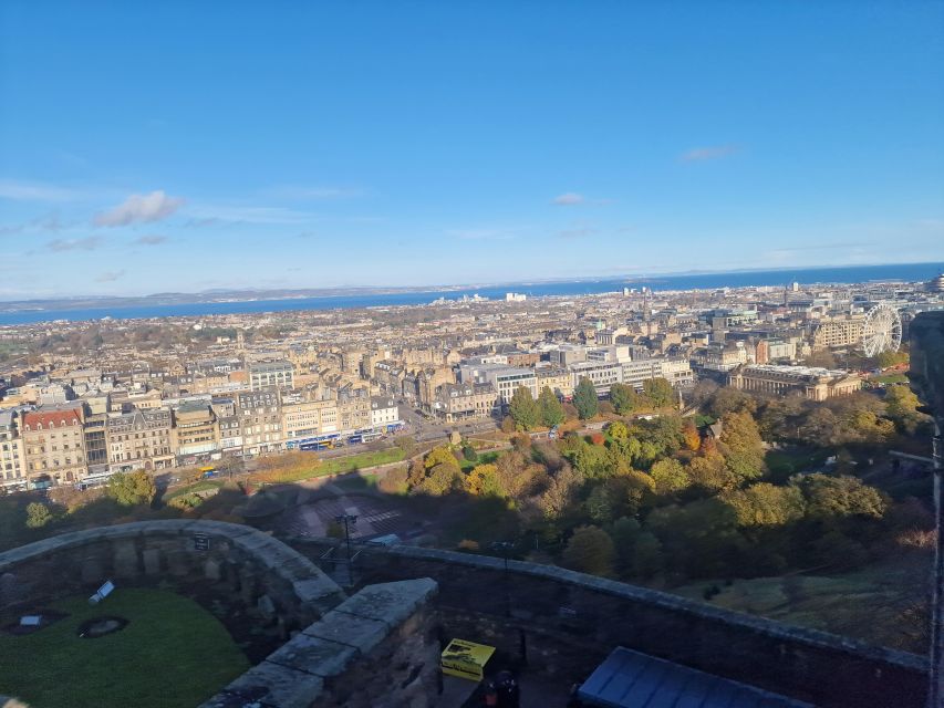 Edinburgh Castle & Royal Mile: Highlights - Frequently Asked Questions