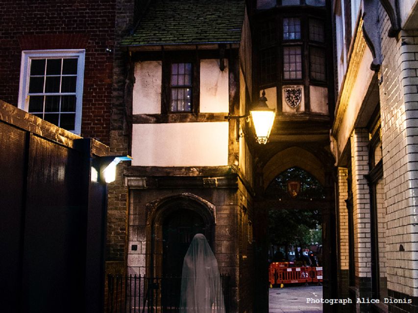 London: 2-Hour Farringdon Paranormal Activity Tour - Frequently Asked Questions