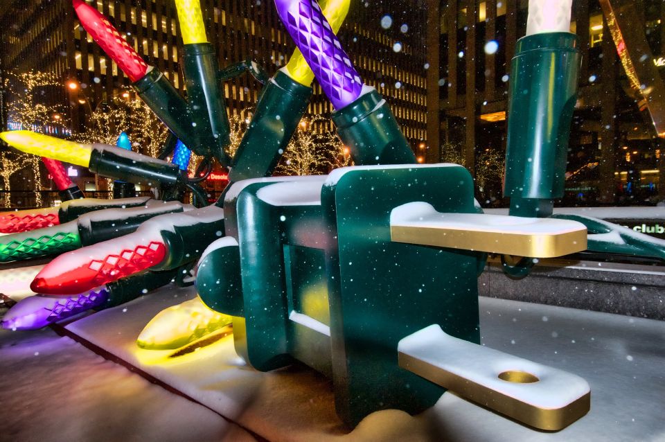 New York City: Holiday Lights Extravaganza Walking Tour - Frequently Asked Questions