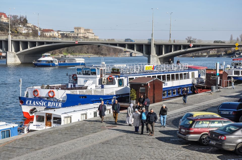 Prague: Panoramic Vltava River Cruise - Frequently Asked Questions