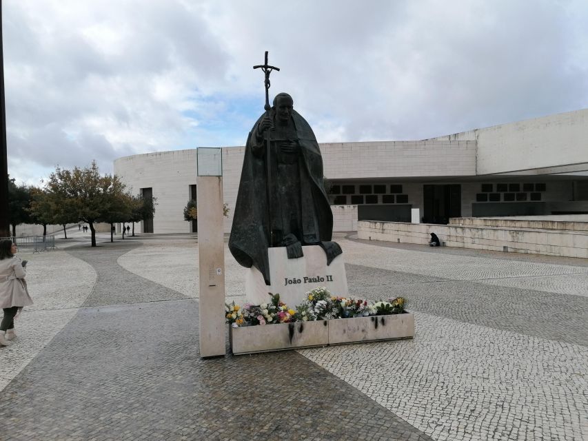 Private Full Day Tour - Fatima, Batalha, Nazare and Obidos - Frequently Asked Questions