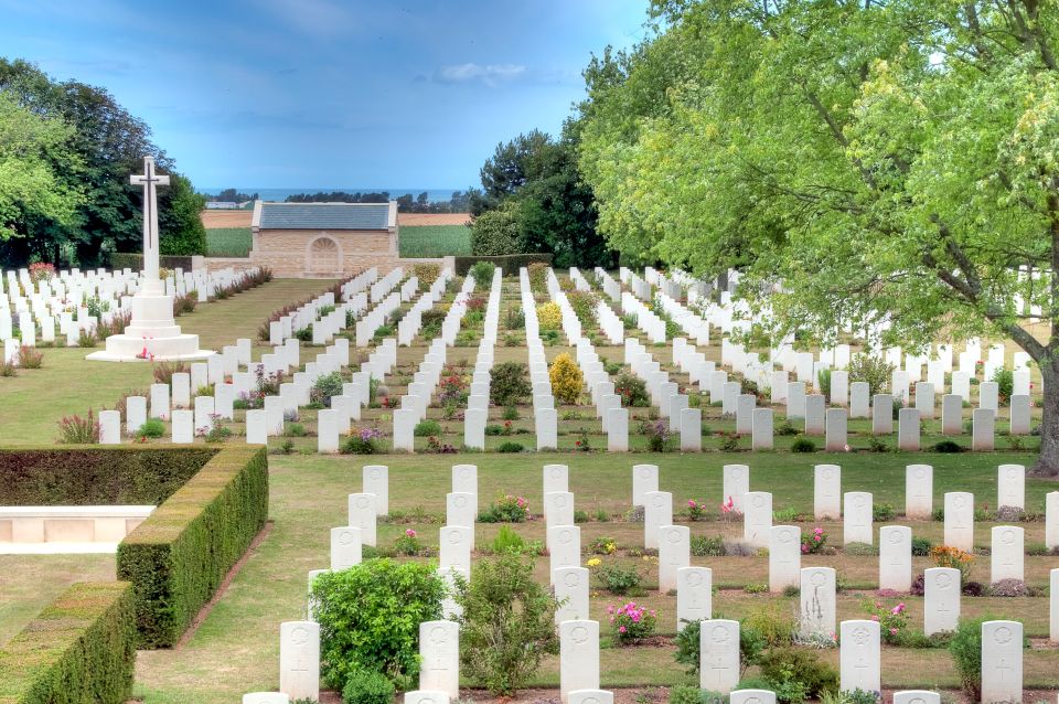 Small-Group Canadian Normandy D-Day Juno Beach From Paris - Frequently Asked Questions