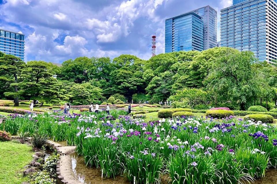 Tokyo: Chiyoda Imperial Palace Walking Tour - Frequently Asked Questions