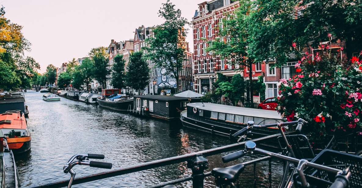 Amsterdam : Bachelorette Party Outdoor Smartphone Game - Key Points