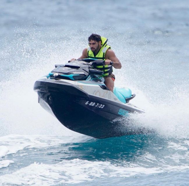 Barcelona: Rent a Jetski and Speed Through the Ocean - Key Points