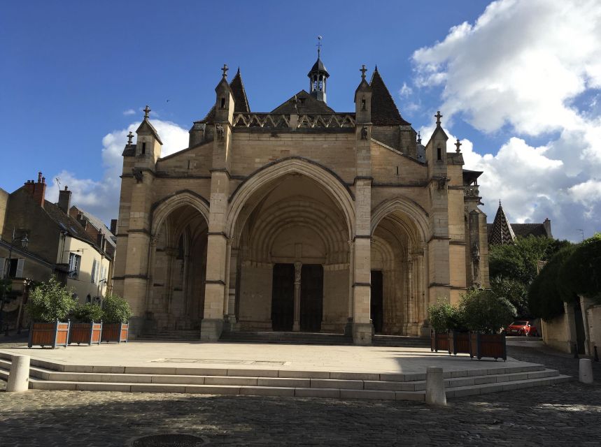 Beaune: Beguiling Beaune Self-Guided Smartphone Audio Tour - Key Points