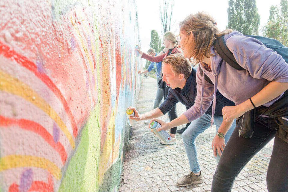 Berlin: Graffiti Workshop at the Berlin Wall - Key Points