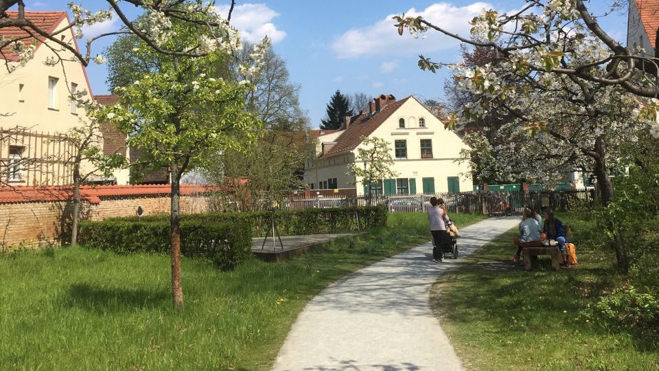 Berlin: Hip & Historic Neukölln Self-guided Neighbourhood Walk - Key Points