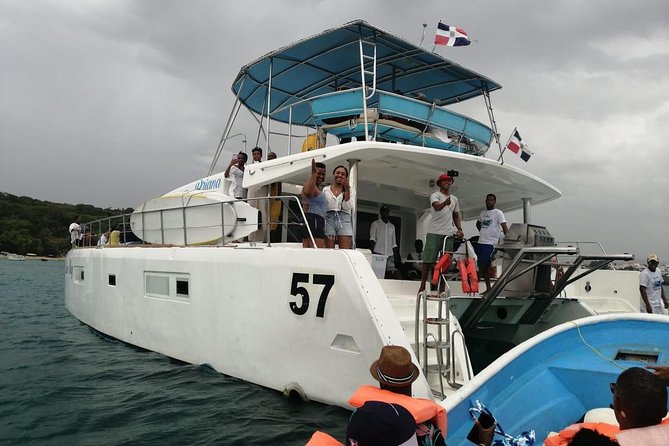 Catamaran Cruise With Snorkeling and Lunch on Board! - Inclusions and Amenities