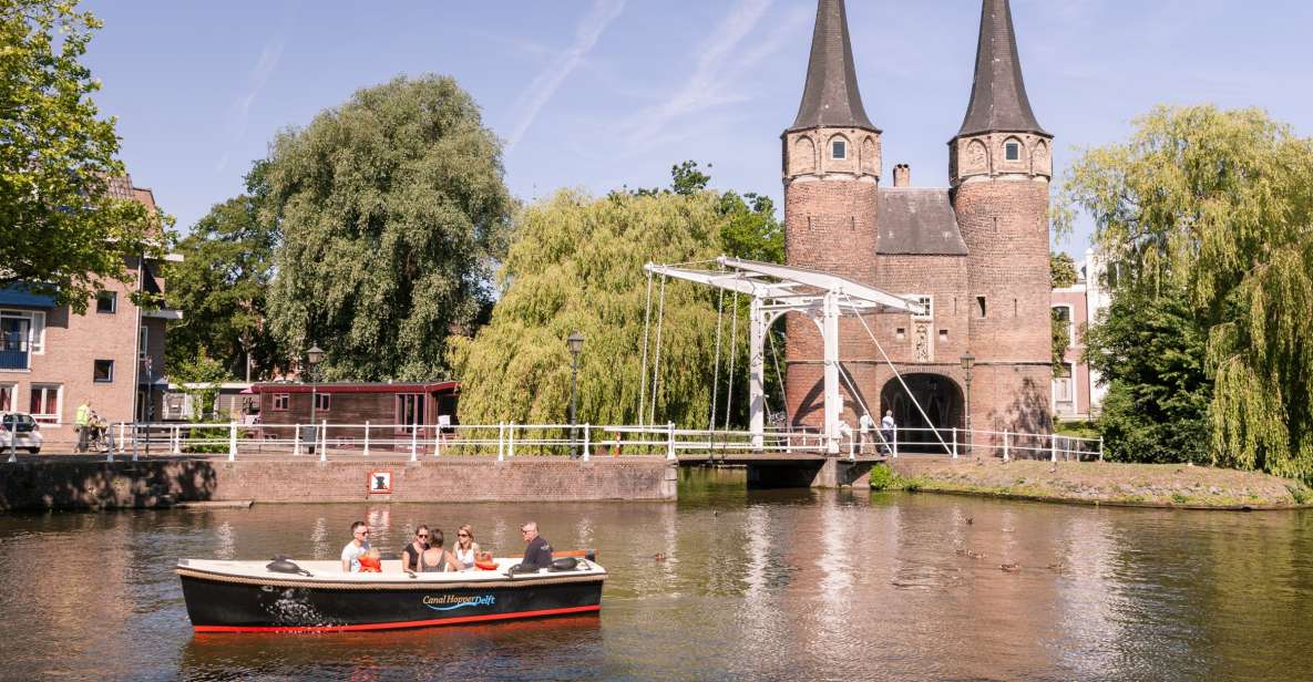 Delft: Open Boat Canal Cruise With Skipper - Key Points