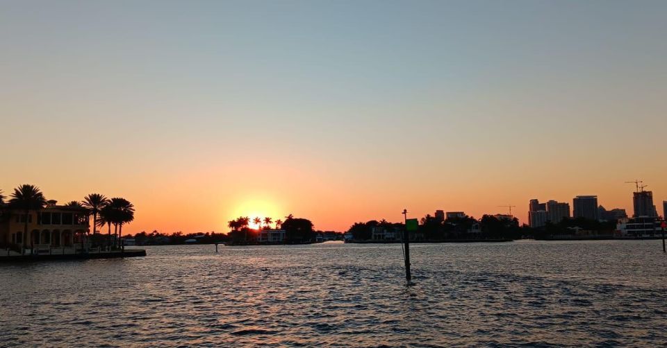 Fort Lauderdale: Sunset Fun Cruise With Downtown Views - Key Points