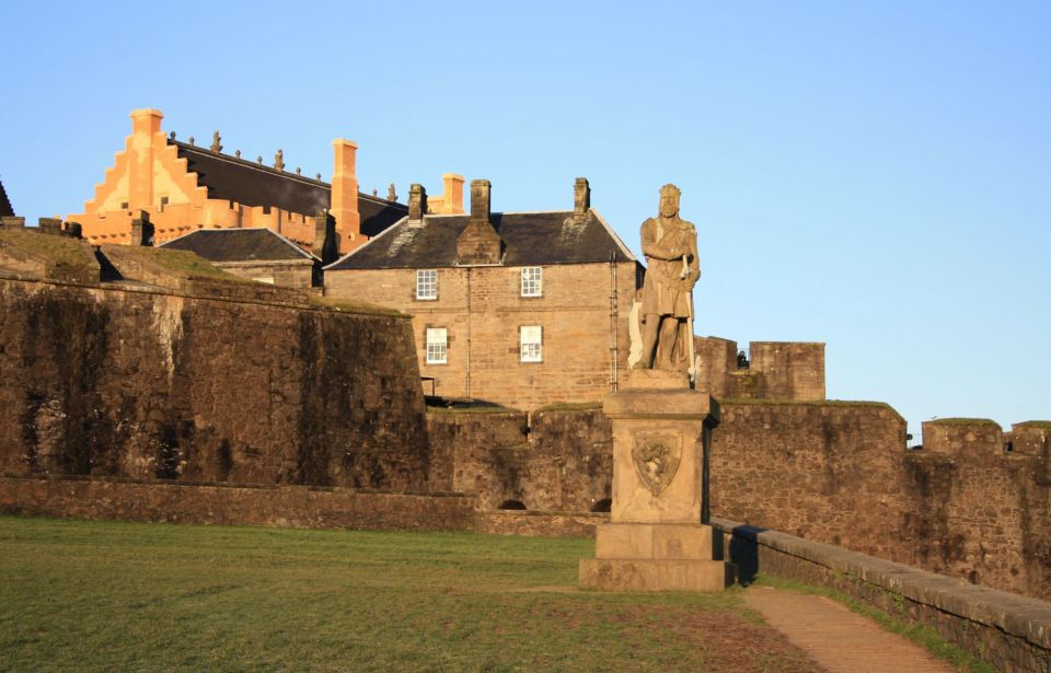 From Glasgow: Stirling Castle & Loch Lomond Tour With Cruise - Key Points