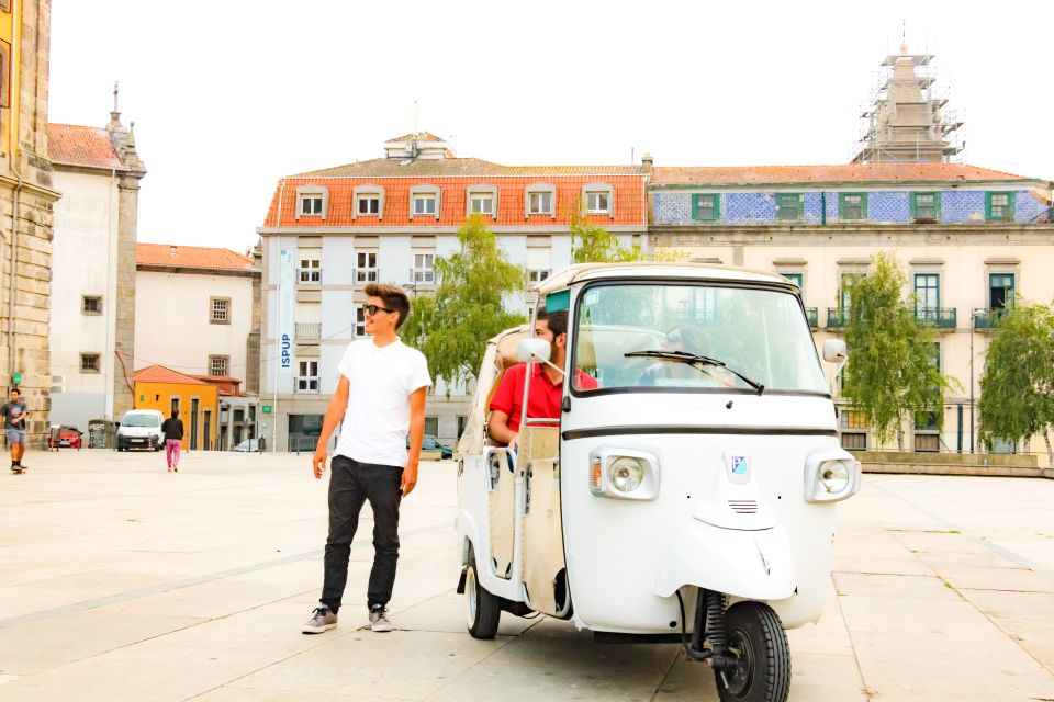 From Leixões: Private Porto Historic Center Tuk Tuk Tour - Key Points