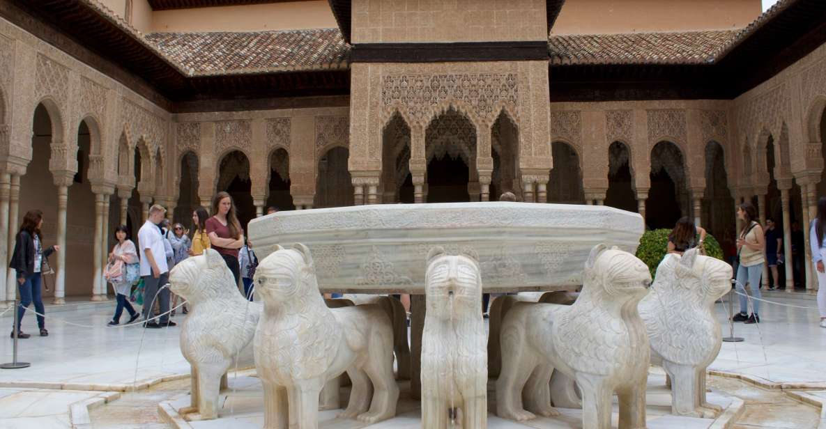 Granada: Alhambra Guided Tour With Nasrid Palaces - Key Points