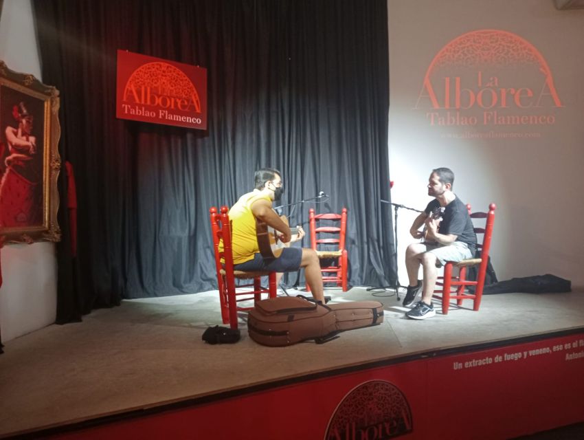 Granada: Flamenco Class With the Cast of Tablao La Alboreá - Overview of the Flamenco Class