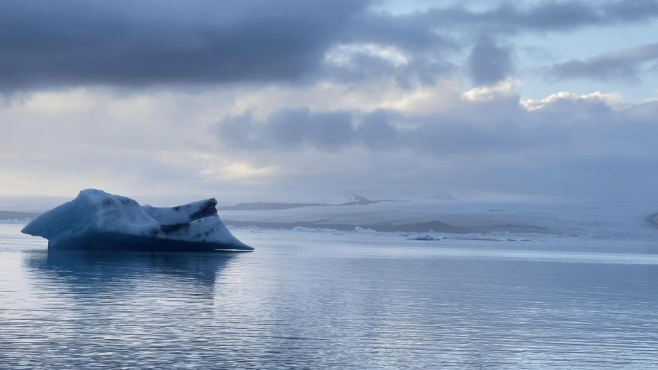 Jökulsárlón Floating Glacier & Diamond Beach Day Tour - Key Points