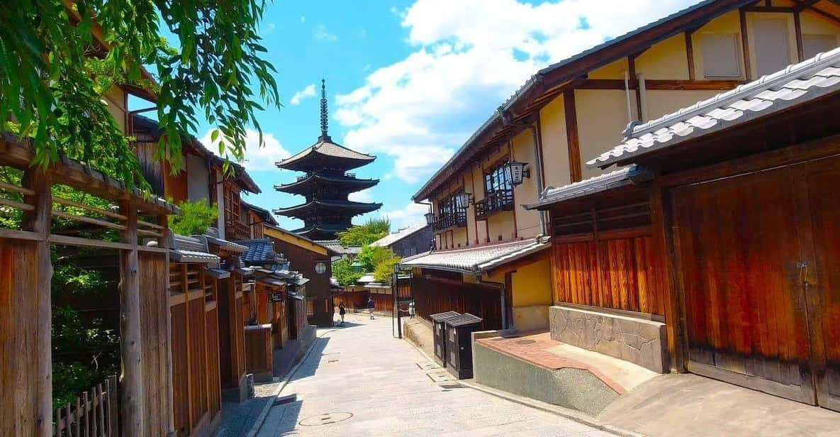 Kyoto: Higashiyama Highlights and Hidden Gems Walking Tour - Key Points