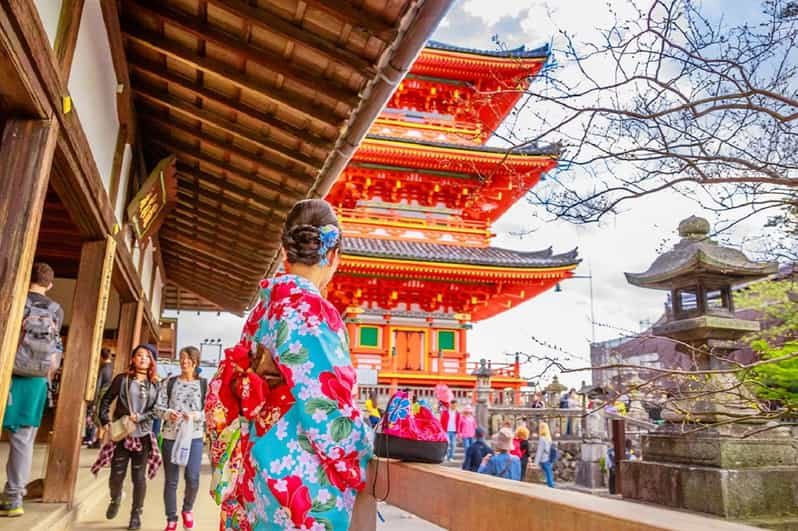 Kyoto: Kiyomizu Area, Fushimi Inari Srine, Kimono Style Trip - Key Points