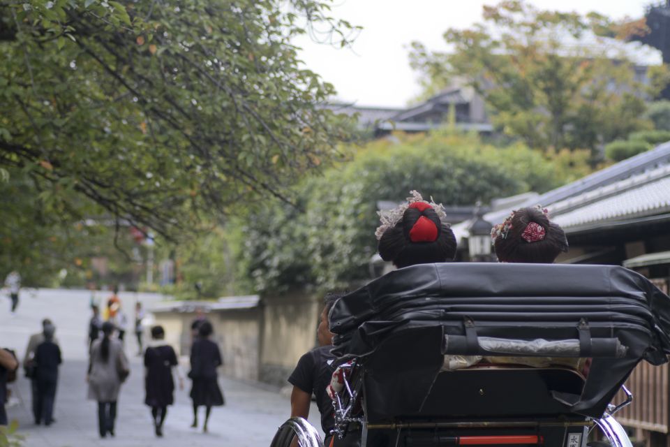 Kyoto: Private Rickshaw Tour of Gion and Higashiyama Area - Key Points