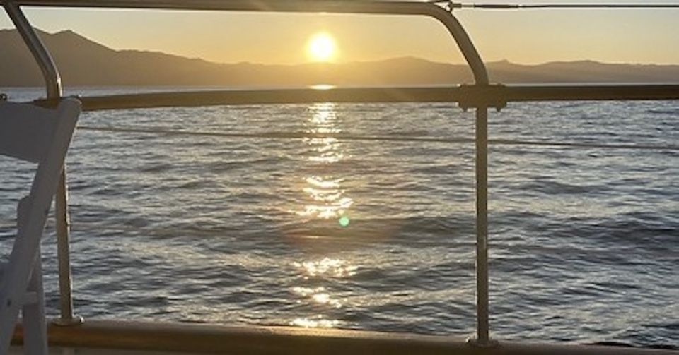 Lake Tahoe: Scenic Sunset Cruise With Drinks and Snacks - Key Points