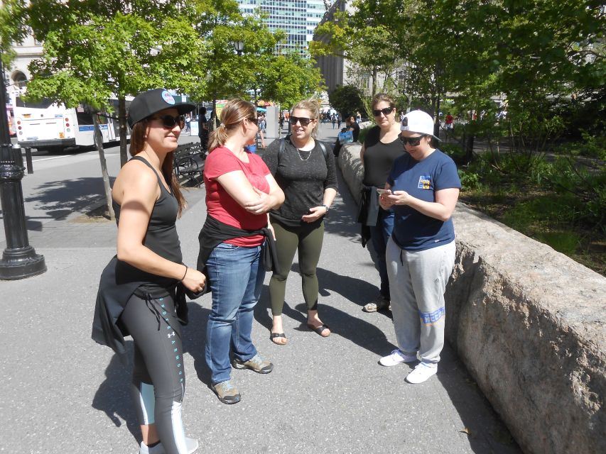 Lower Manhattan Self-Guided Walking Tour & Scavenger Hunt - Key Points