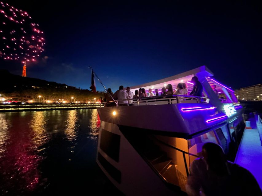 Lyon: Bastille Day Cruise With Appetizers and Fireworks - Key Points