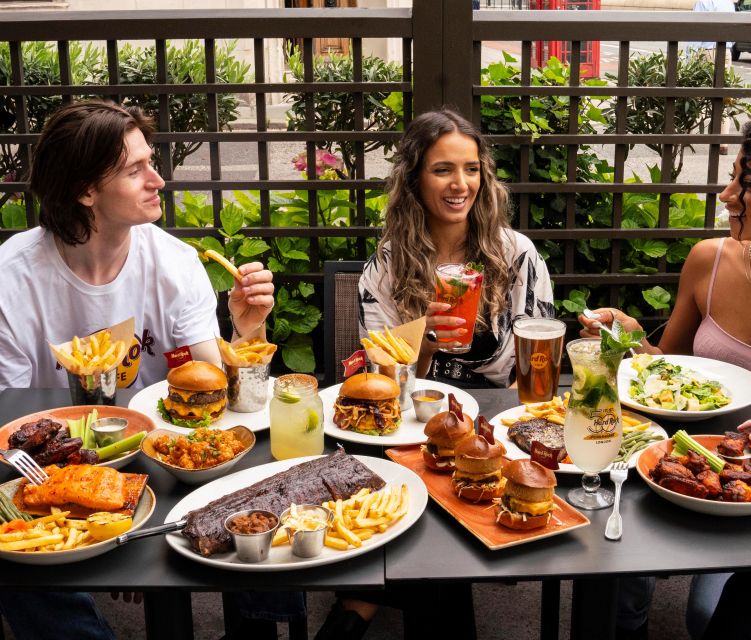 Manchester: Hard Rock Cafe With Set Menu for Lunch or Dinner - Key Points