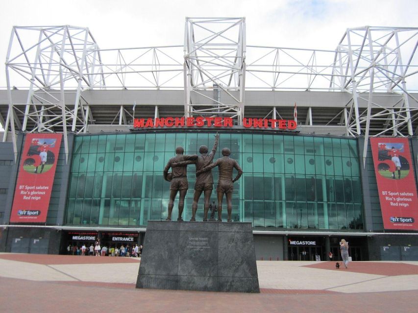 Manchester Private Guided Walking Tour - Football Capital of the World