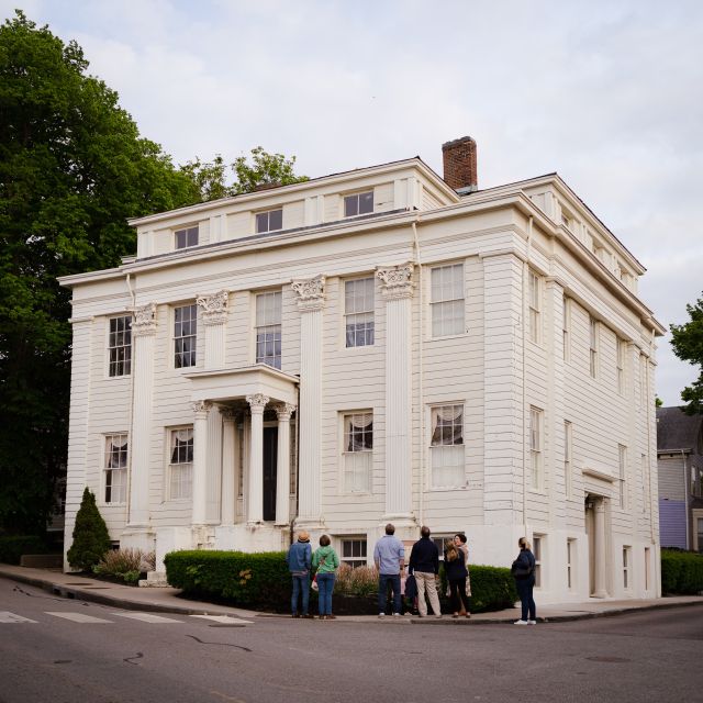 Newport: Golden to Gilded Age Guided Walking Tour - Key Points