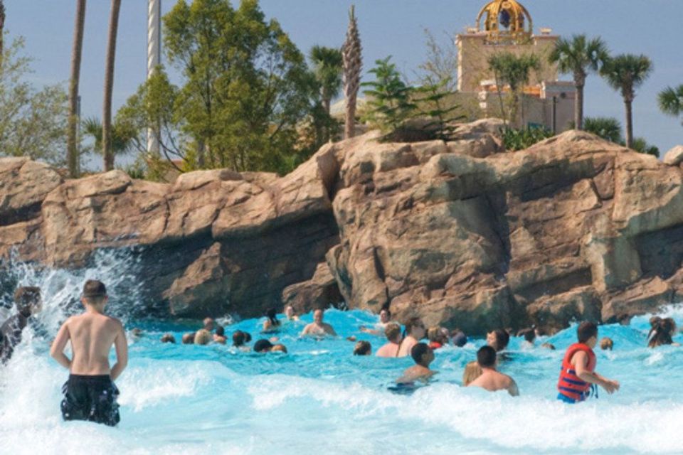 Orlando: Aquatica Water Park Admission Ticket - Key Points