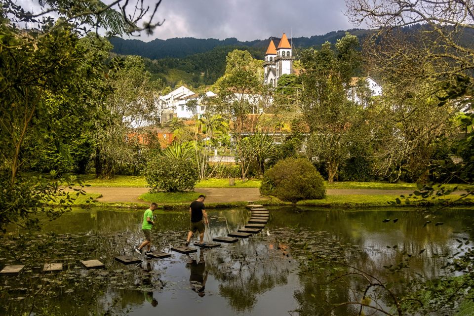 Ponta Delgada: Full-Day Van Tour to Furnas Valley - Key Points