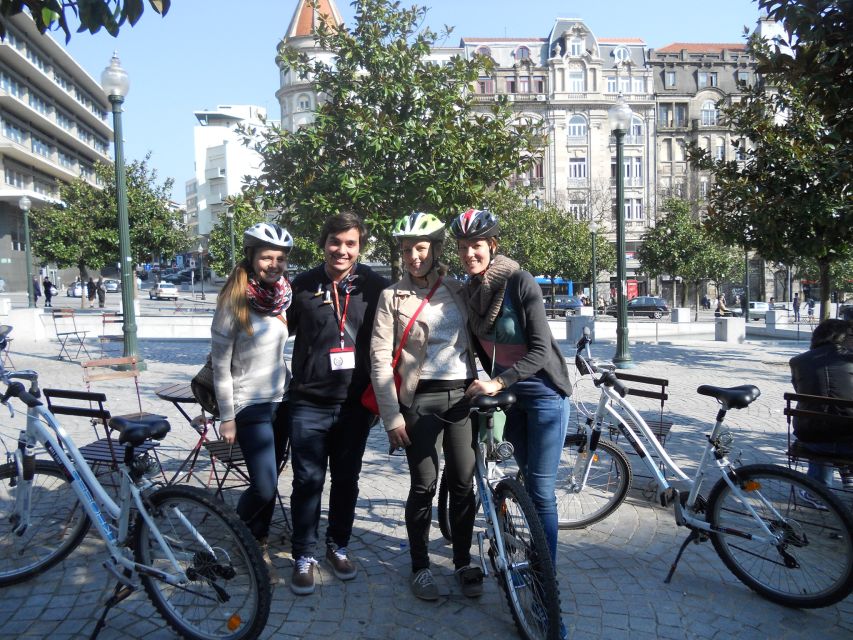 Porto Downtown and Sightseeing Bike Tour - Key Points