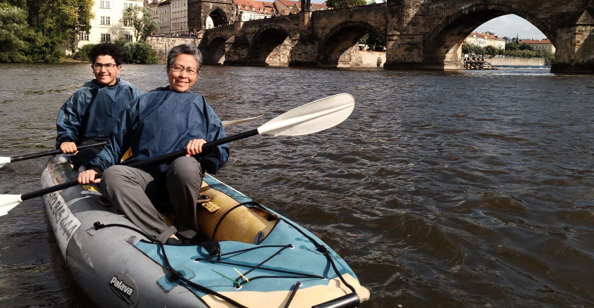 Prague: City Center Canoe Tour - Key Points